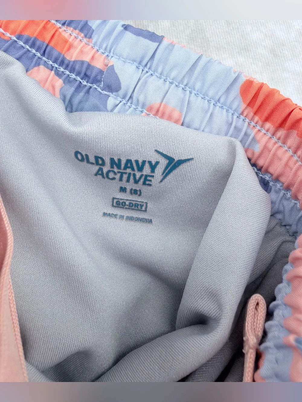 Girls Old Navy Active Light Blue and Coral camo Patterned Shorts 8
